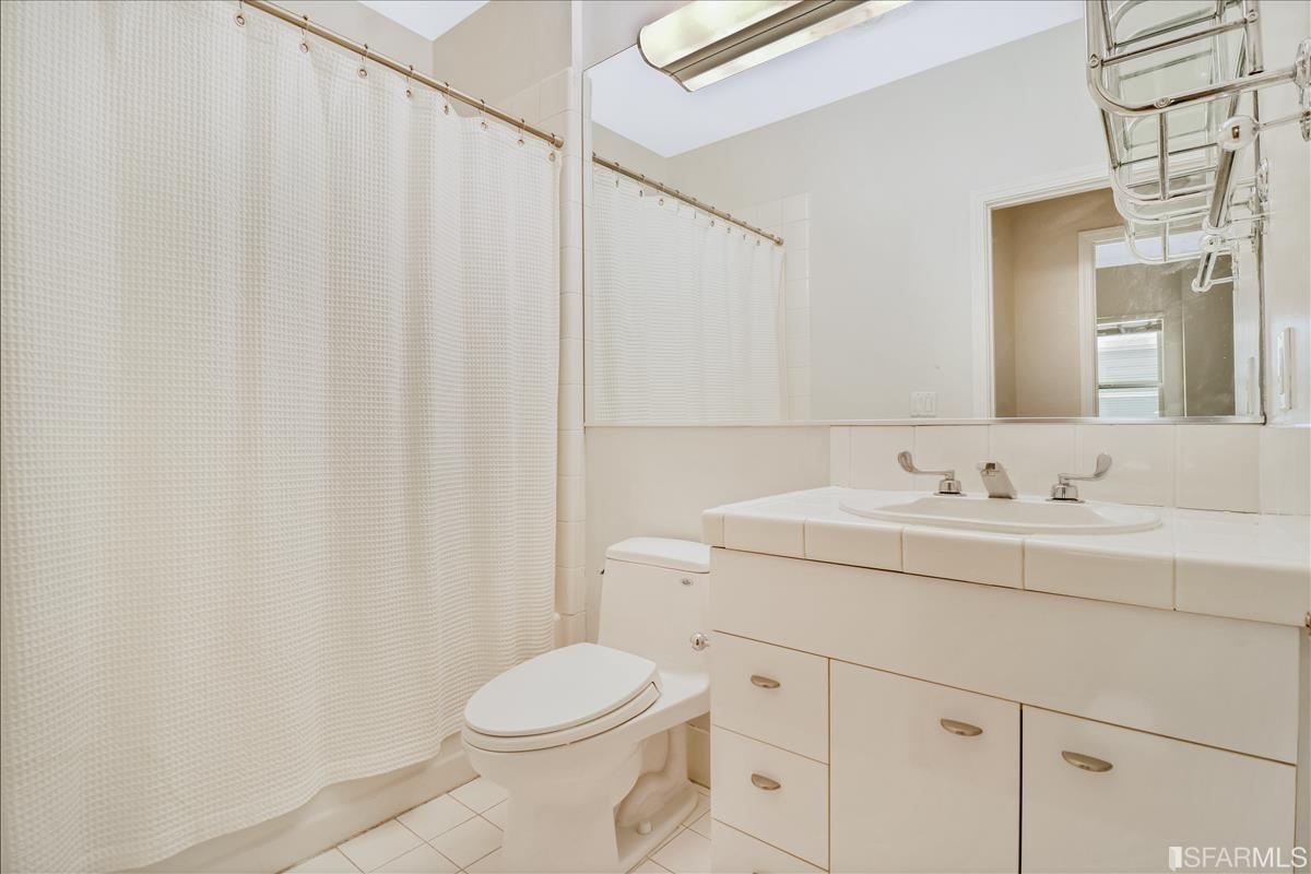 650 Chestnut Street Unit: 408