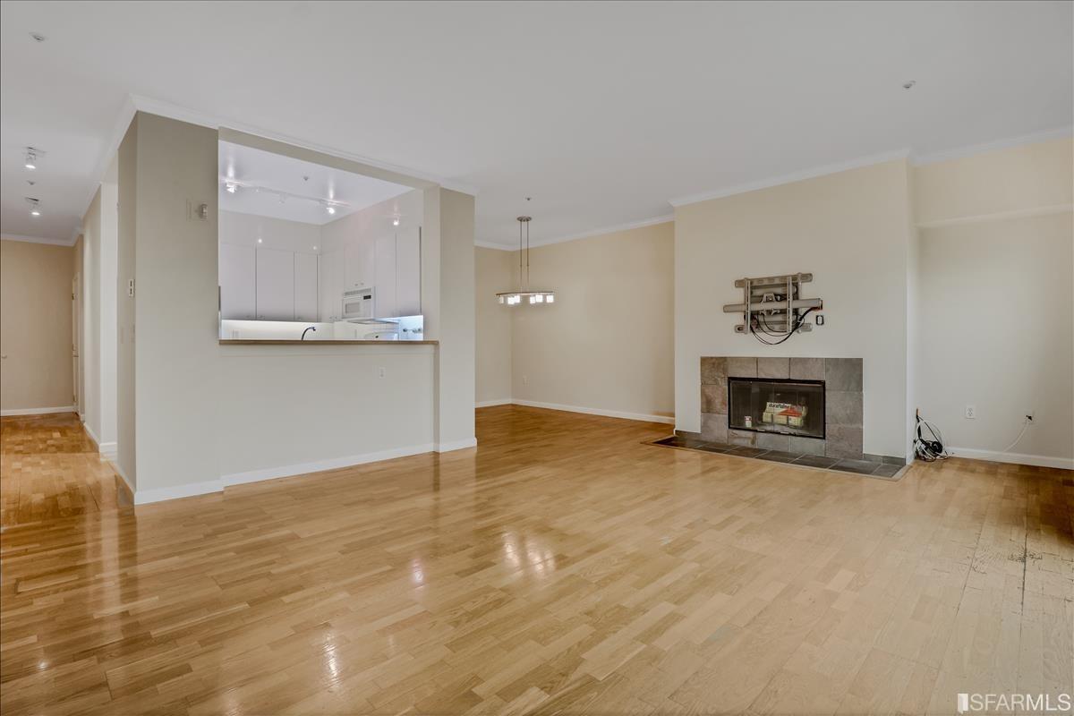 650 Chestnut Street Unit: 408
