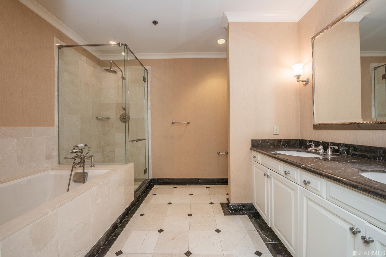 690 Market Street Unit: 2201