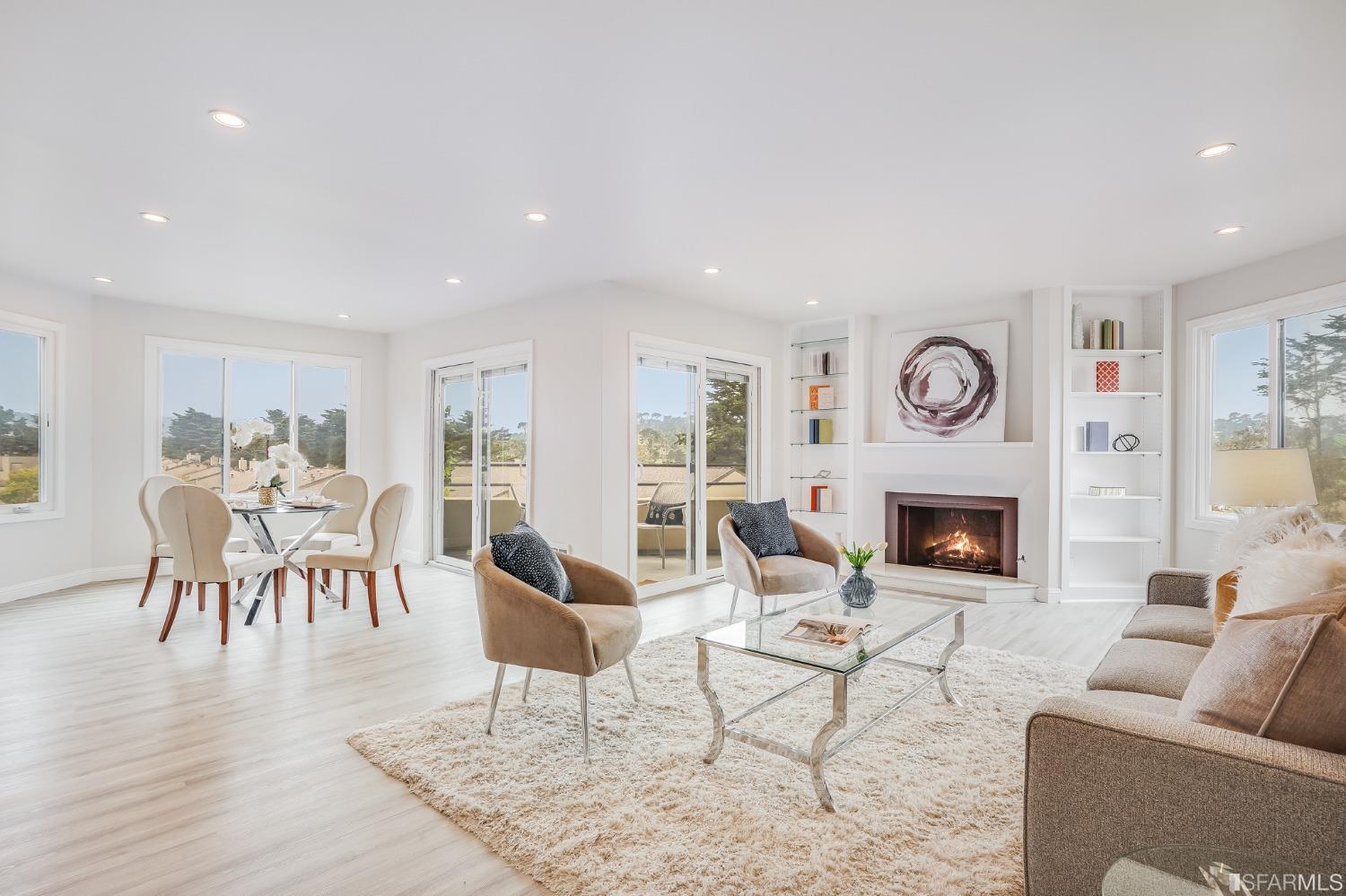 109 S Lake Merced Hills Unit: 3E