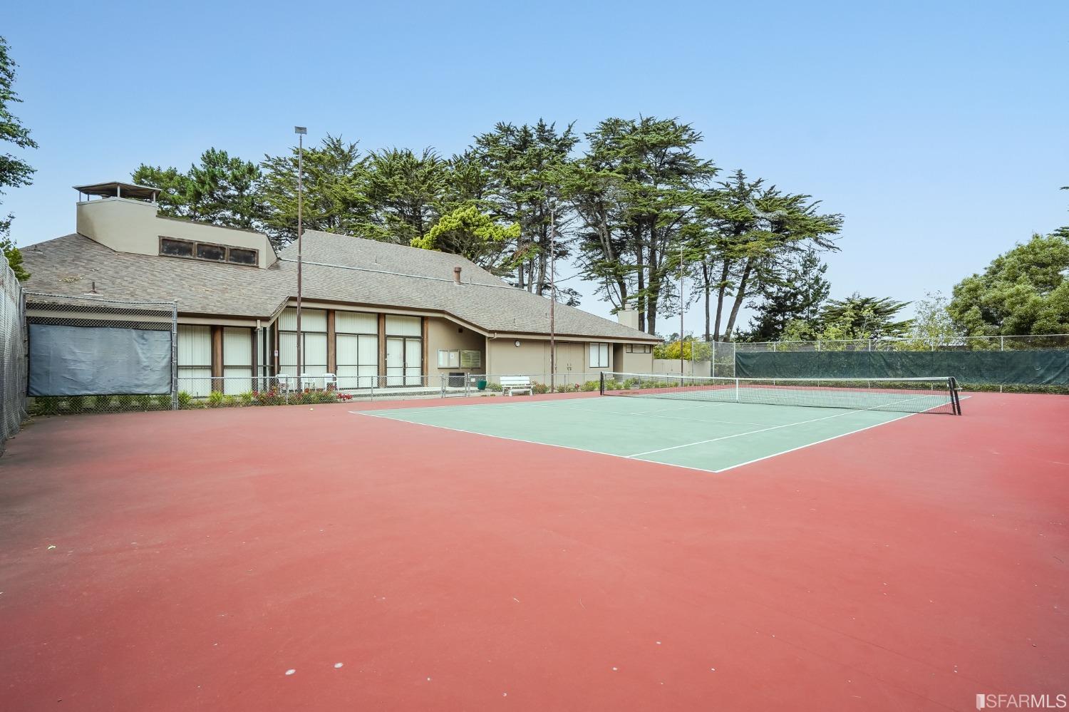 109 S Lake Merced Hills Unit: 3E