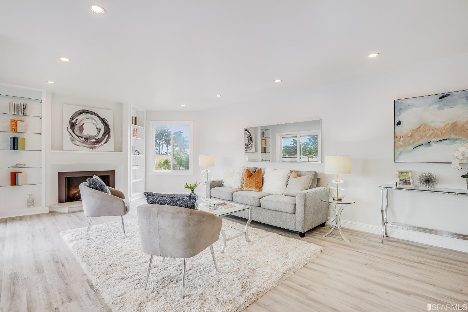 109 S Lake Merced Hills Unit: 3E