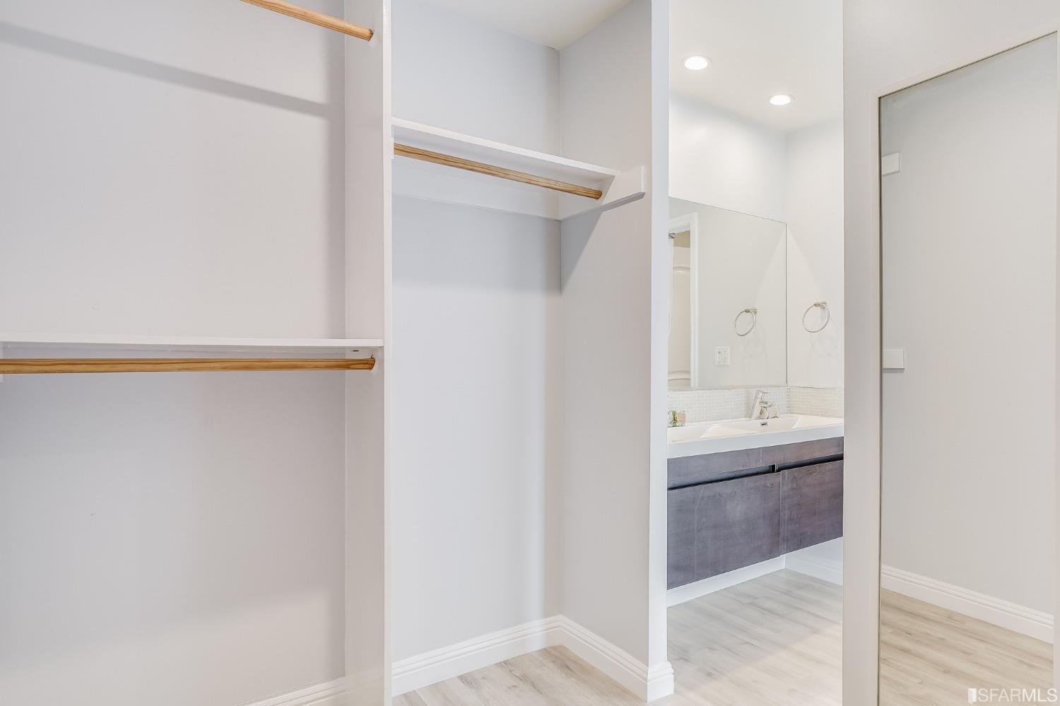 109 S Lake Merced Hills Unit: 3E