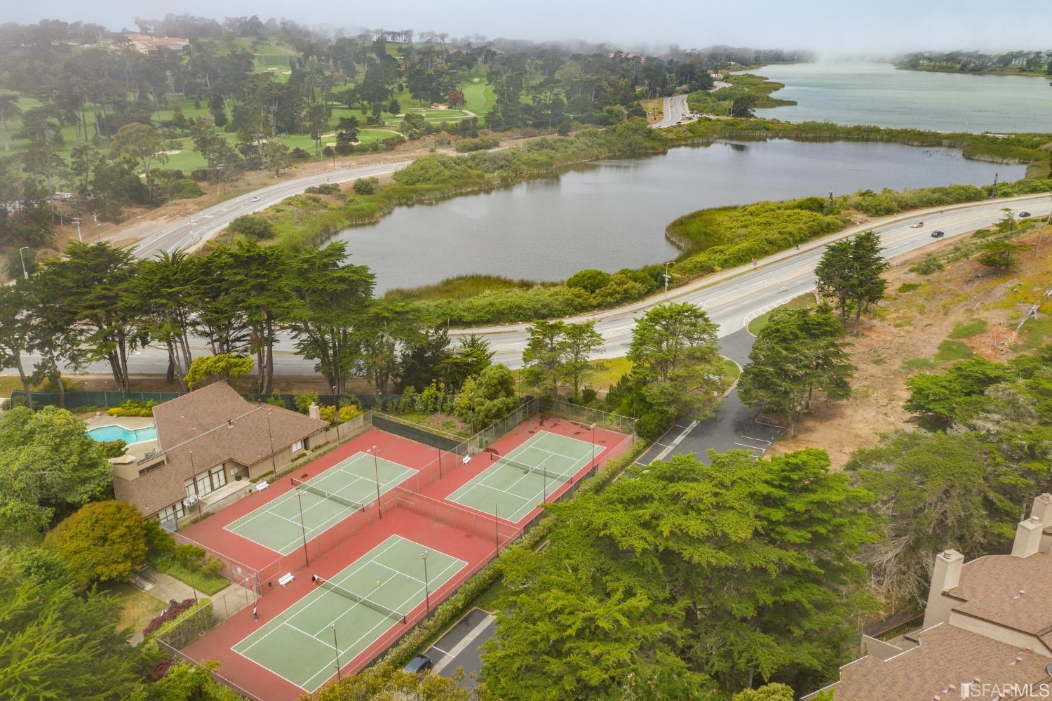 109 S Lake Merced Hills Unit: 3E