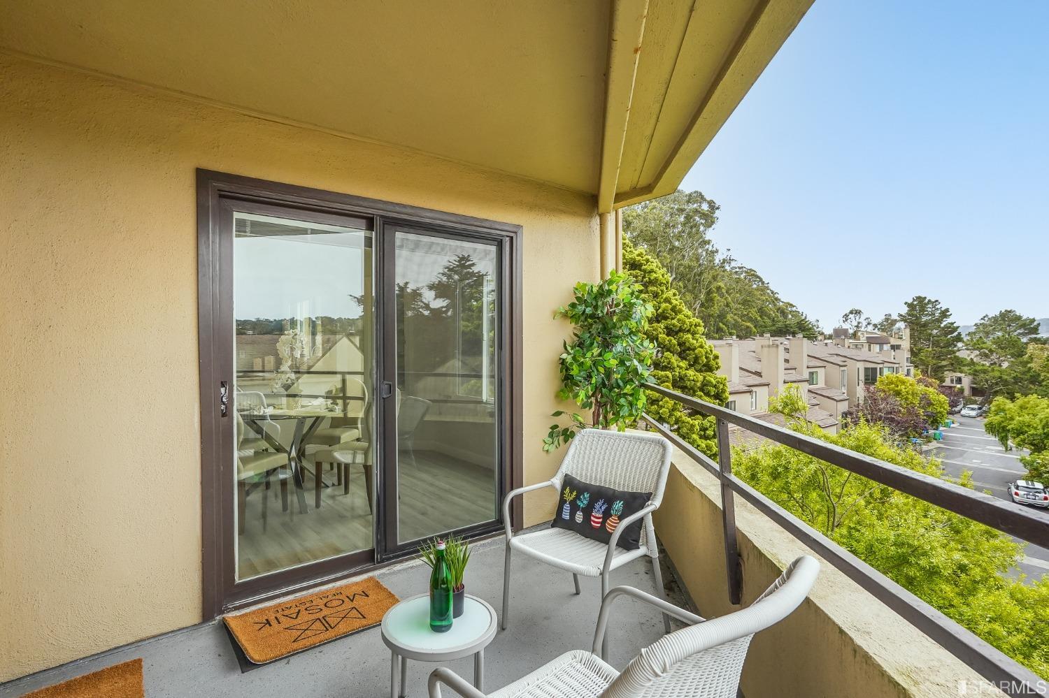109 S Lake Merced Hills Unit: 3E
