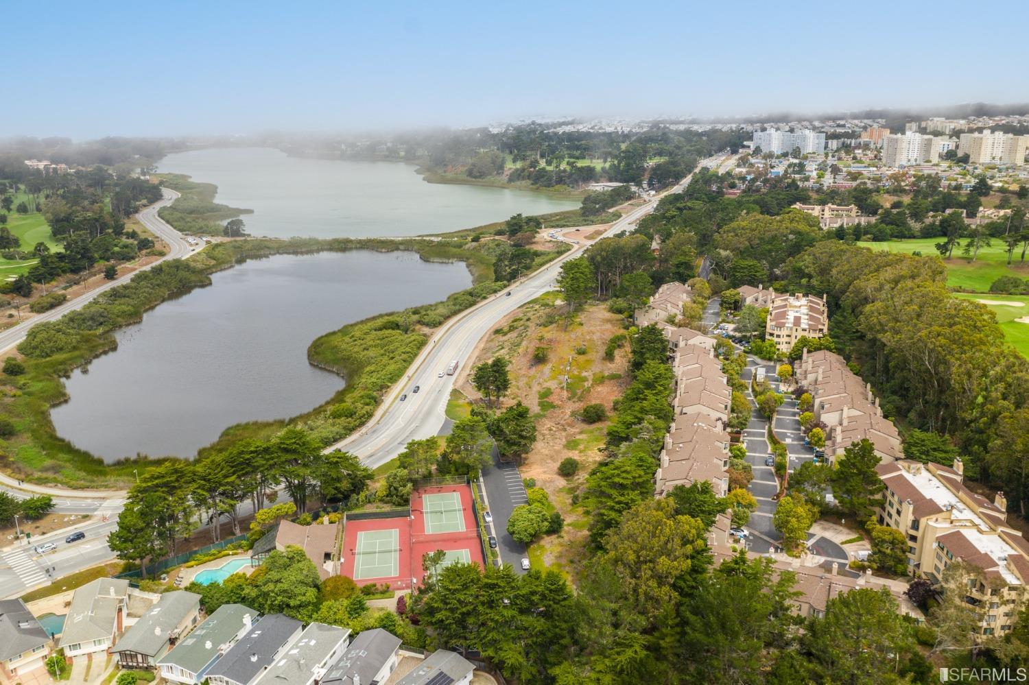 109 S Lake Merced Hills Unit: 3E