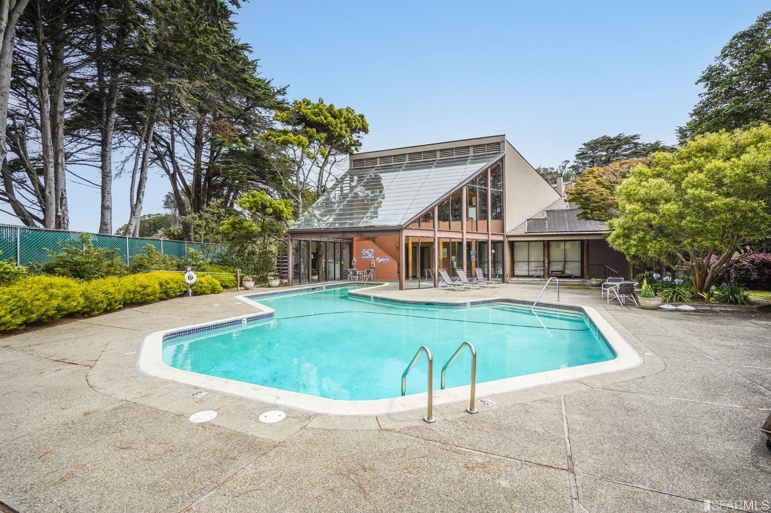 109 S Lake Merced Hills Unit: 3E