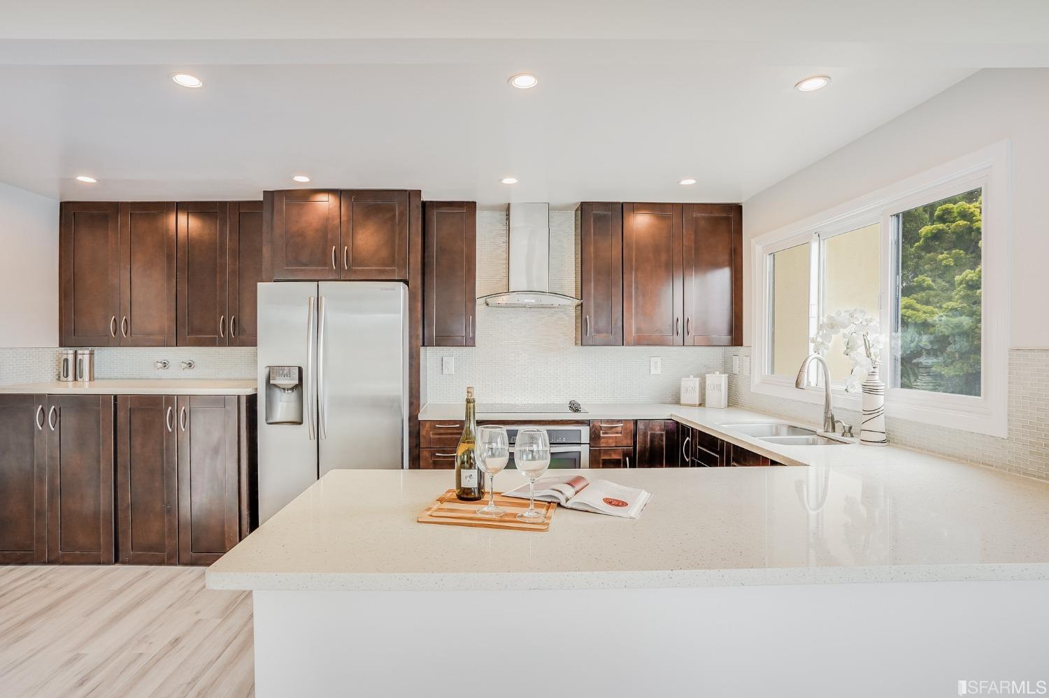 109 S Lake Merced Hills Unit: 3E