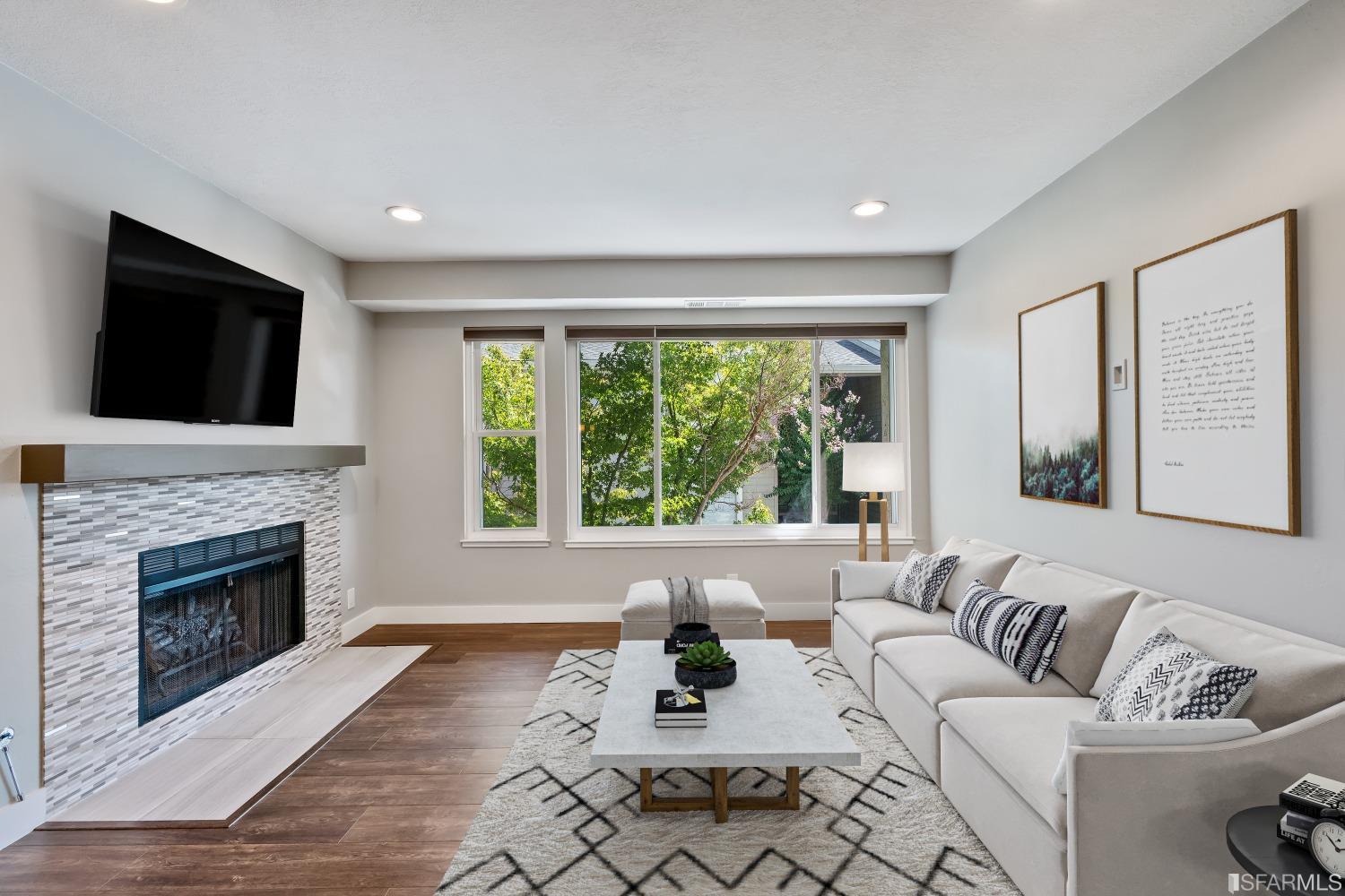 1077 Wesley Court Unit: 1