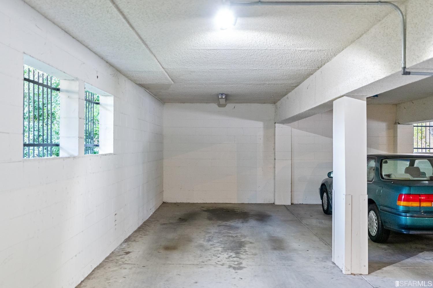 1077 Wesley Court Unit: 1
