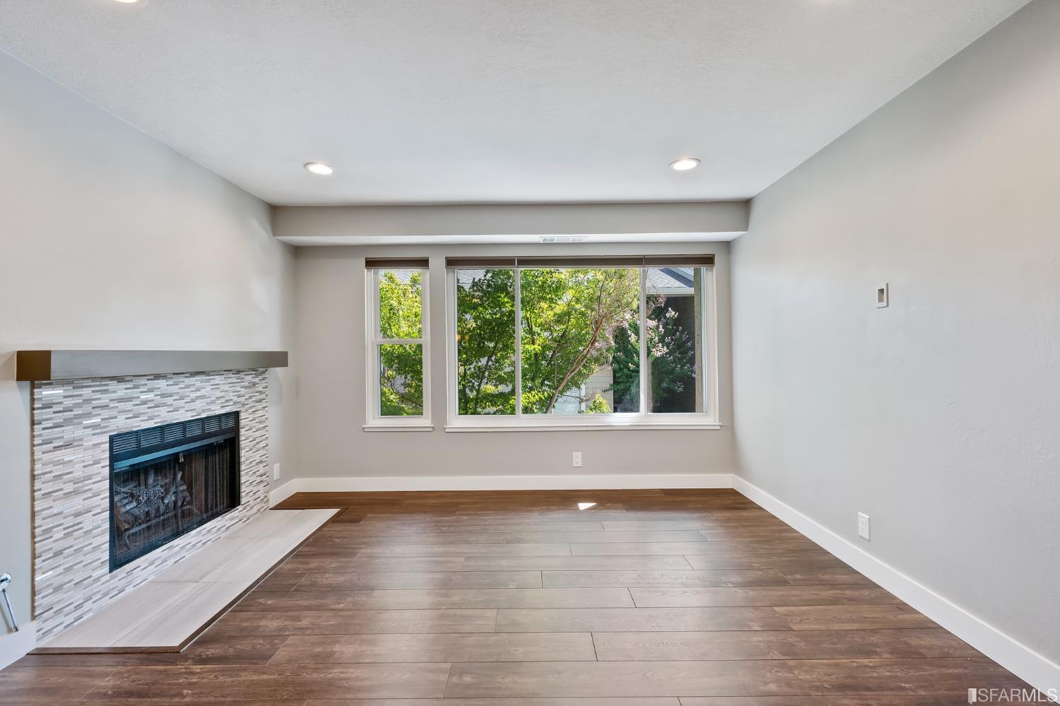 1077 Wesley Court Unit: 1