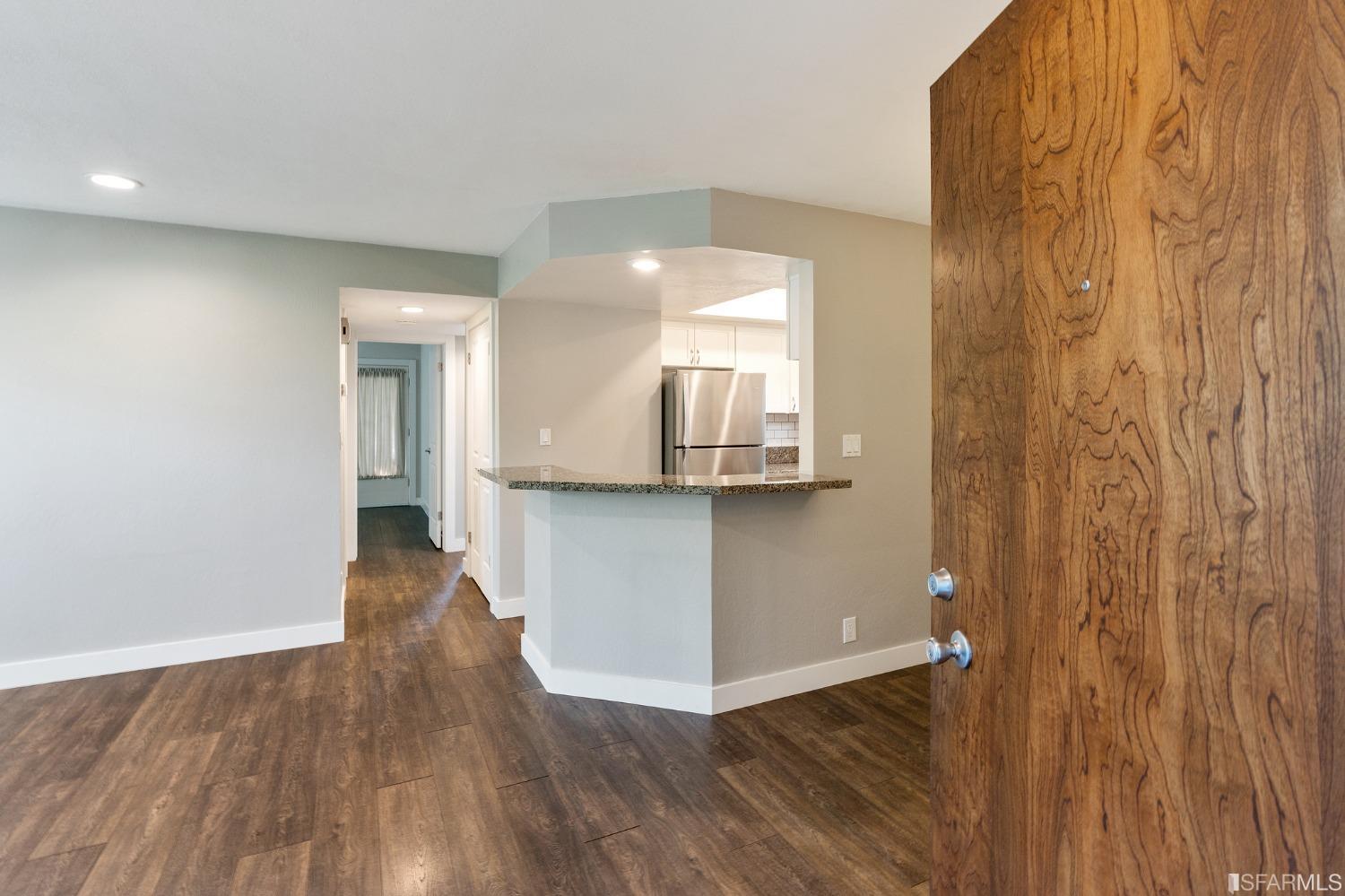 1077 Wesley Court Unit: 1