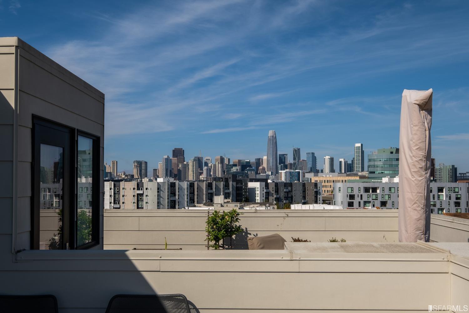 131 Missouri Street Unit: 201
