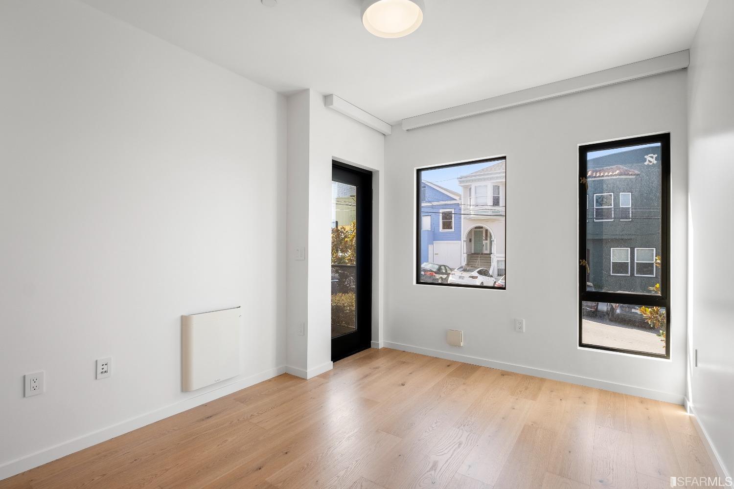 131 Missouri Street Unit: 201