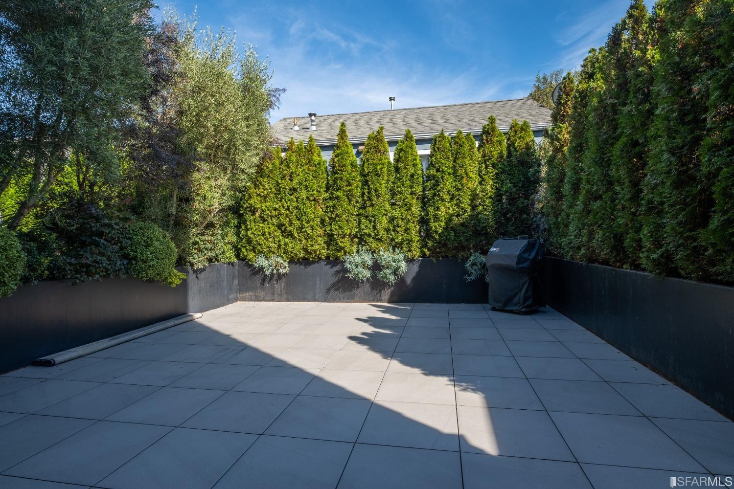131 Missouri Street Unit: 201