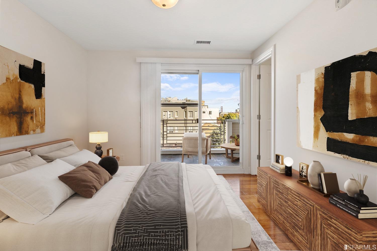 2443 Clement Street Unit: 6