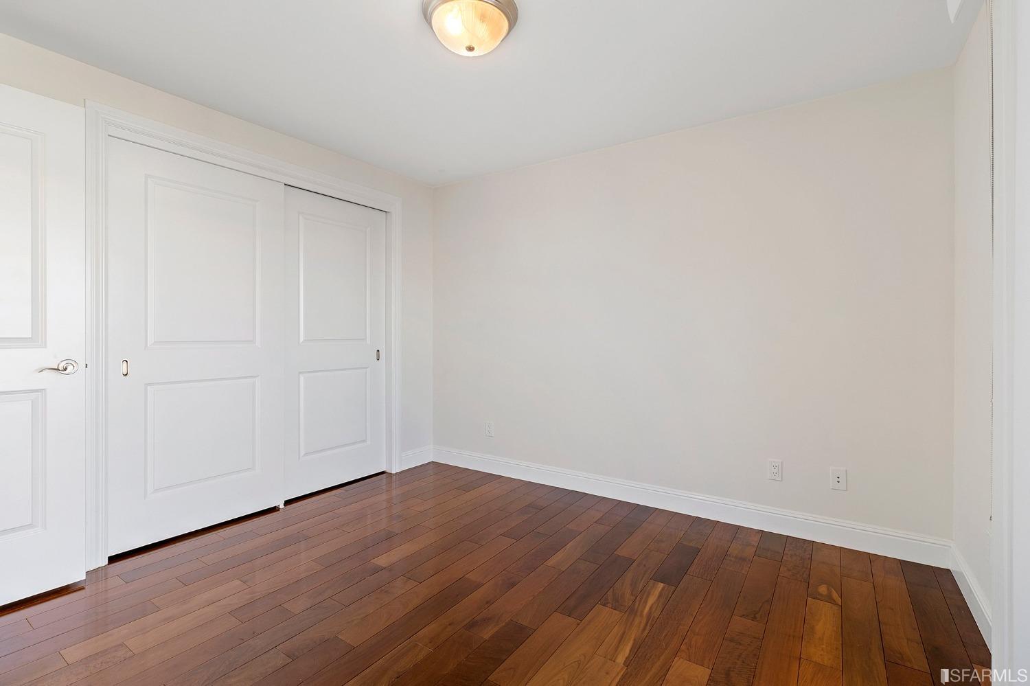 2443 Clement Street Unit: 6