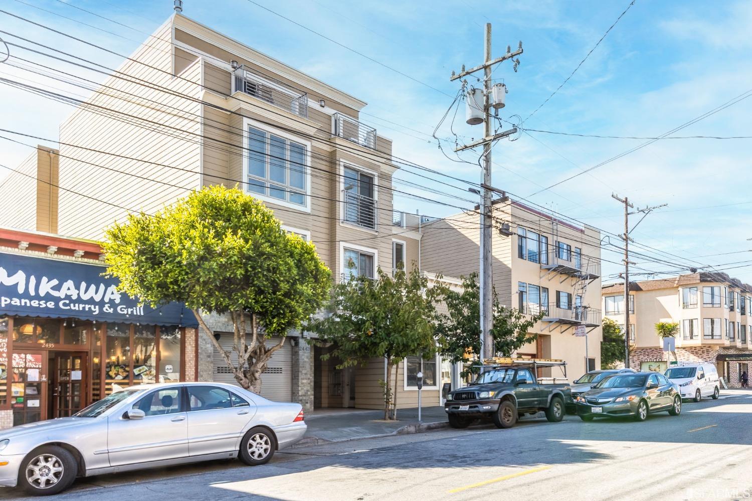 2443 Clement Street Unit: 6