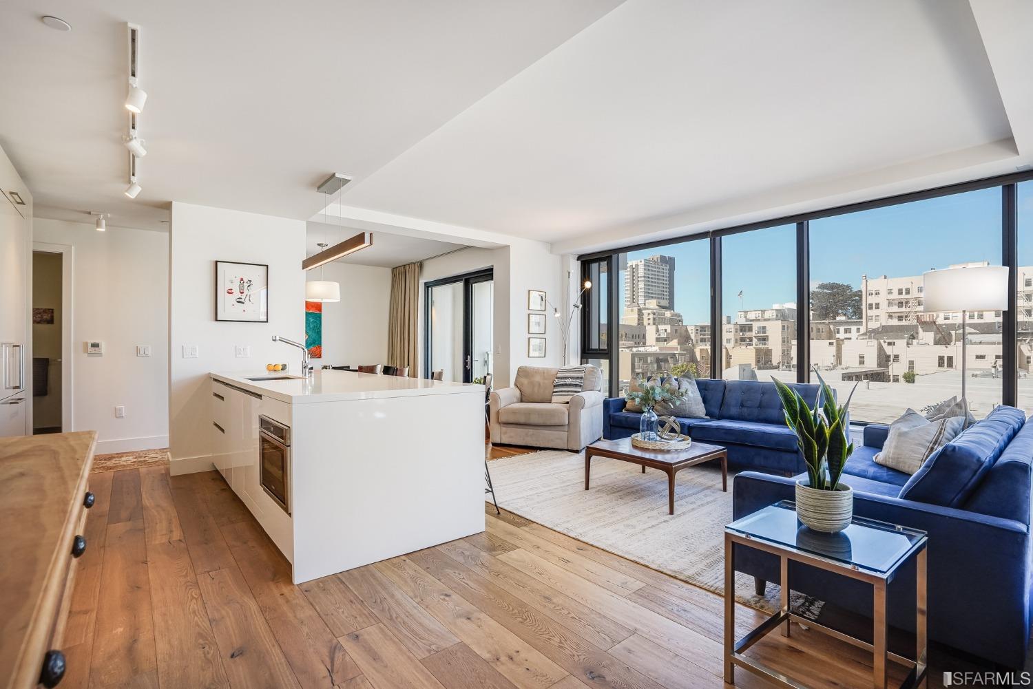 1450 Franklin Street Unit: 602
