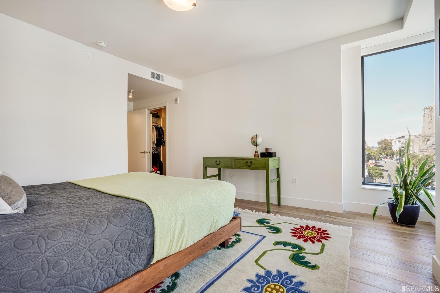 1450 Franklin Street Unit: 602