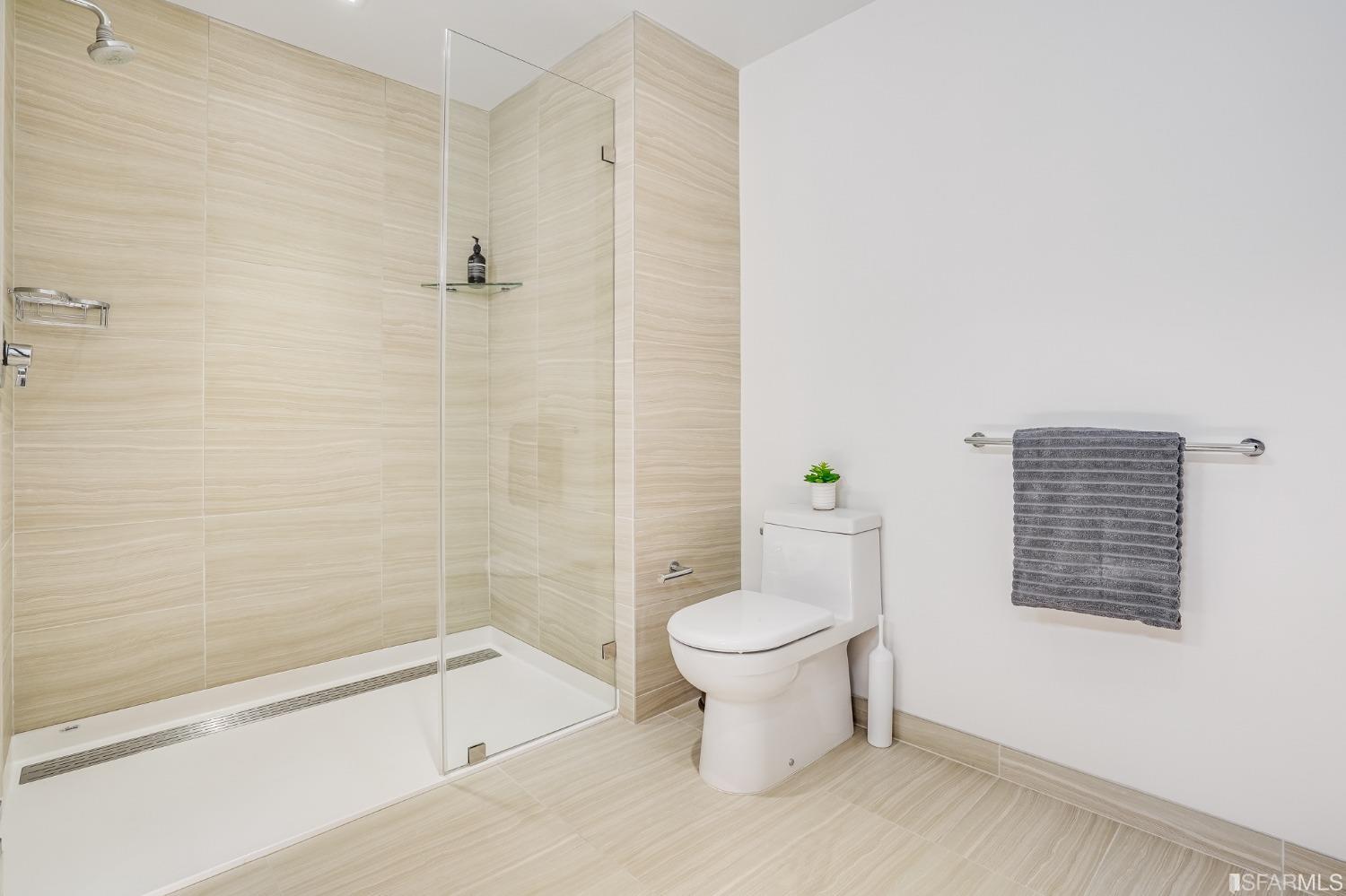 1450 Franklin Street Unit: 602