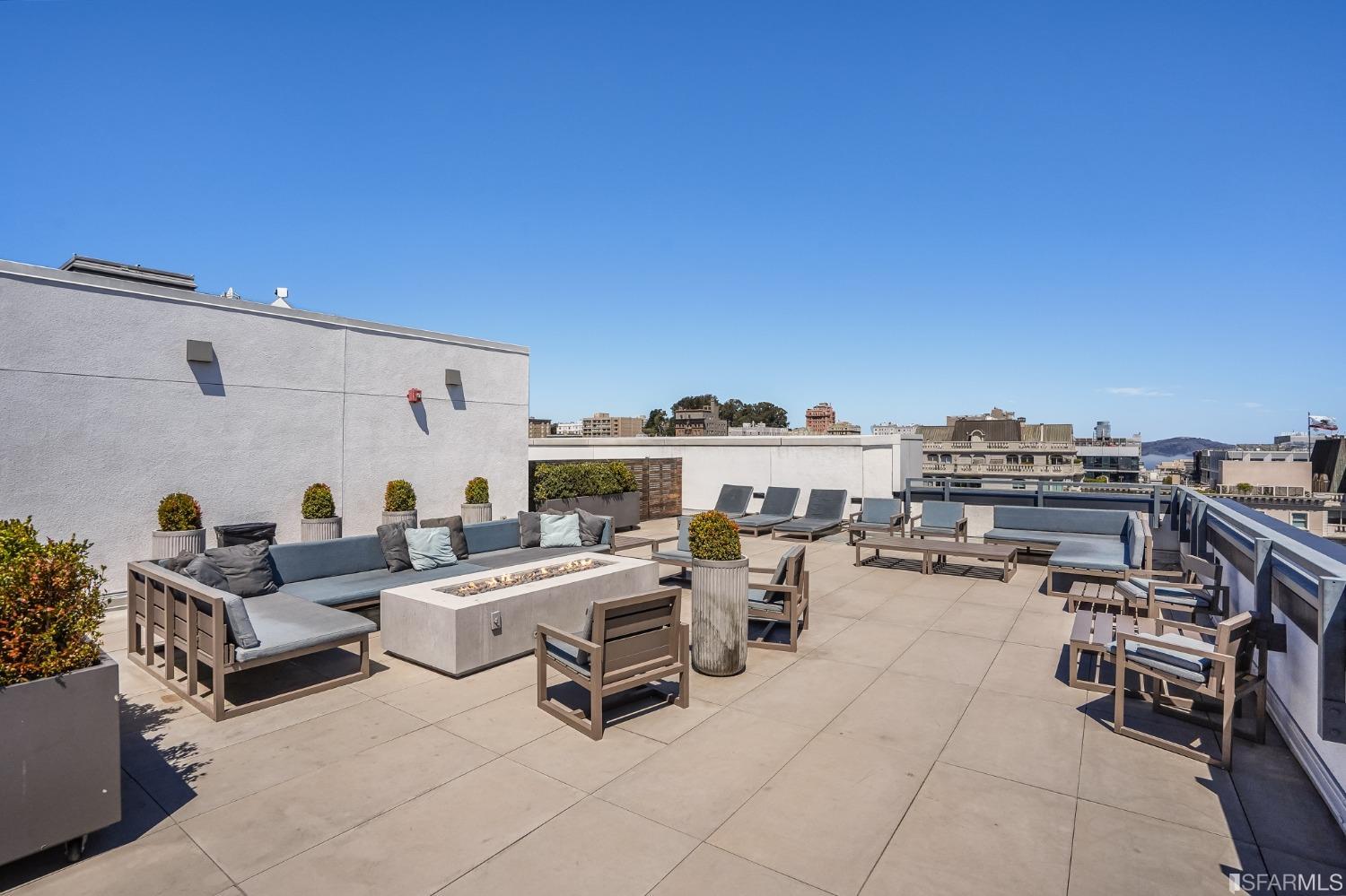 1450 Franklin Street Unit: 602
