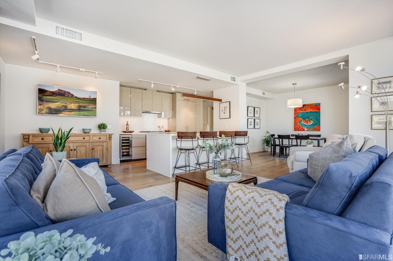 1450 Franklin Street Unit: 602