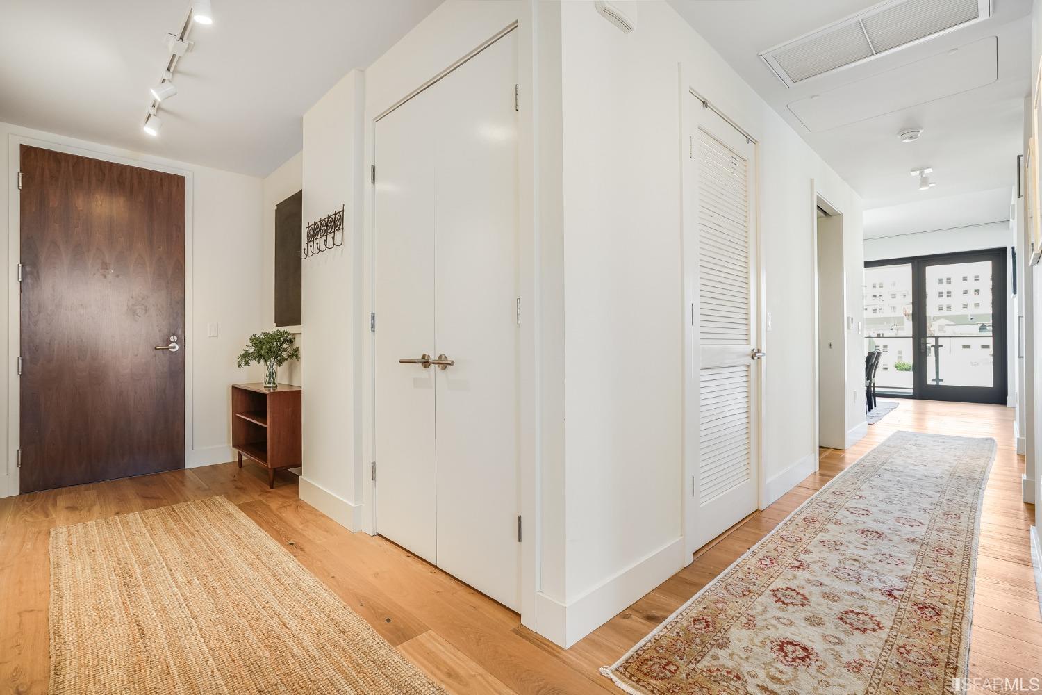 1450 Franklin Street Unit: 602