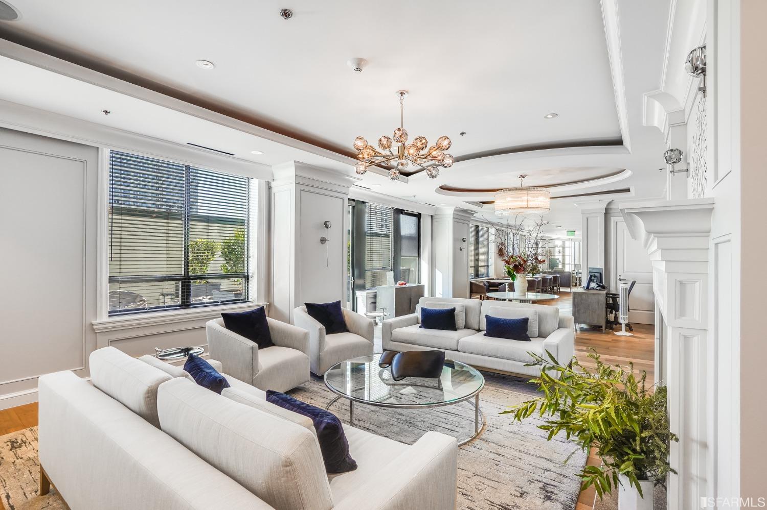 690 Market Street Unit: 1802