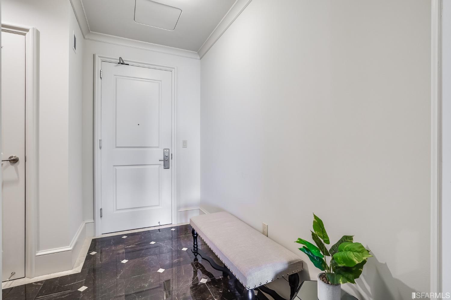 690 Market Street Unit: 1802