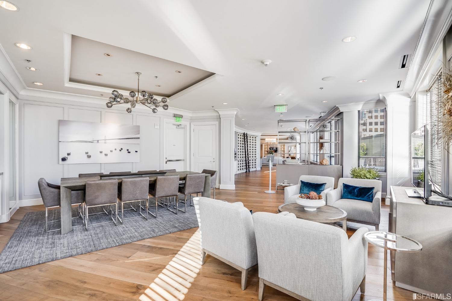 690 Market Street Unit: 1802