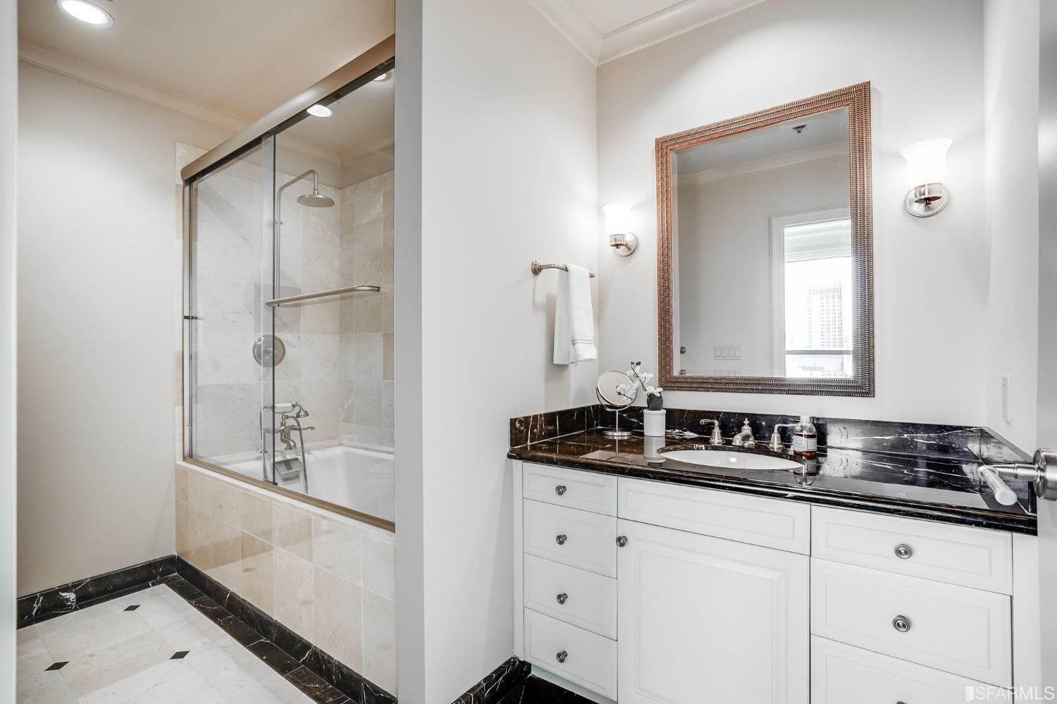 690 Market Street Unit: 1802