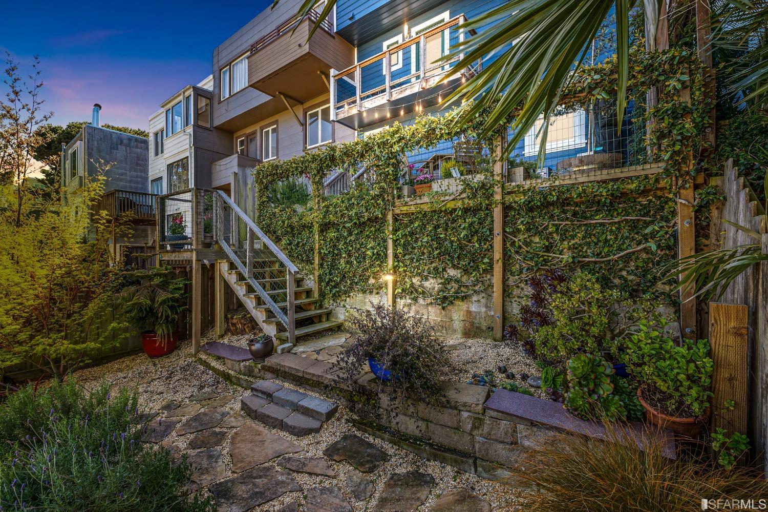 28 Short Street