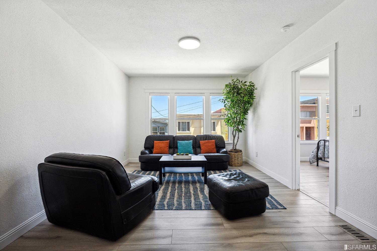 848 Girard Street