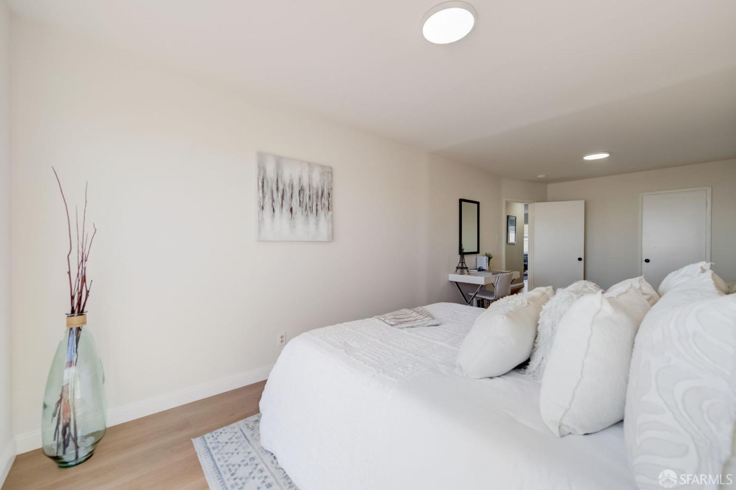 1051 Goettingen Street
