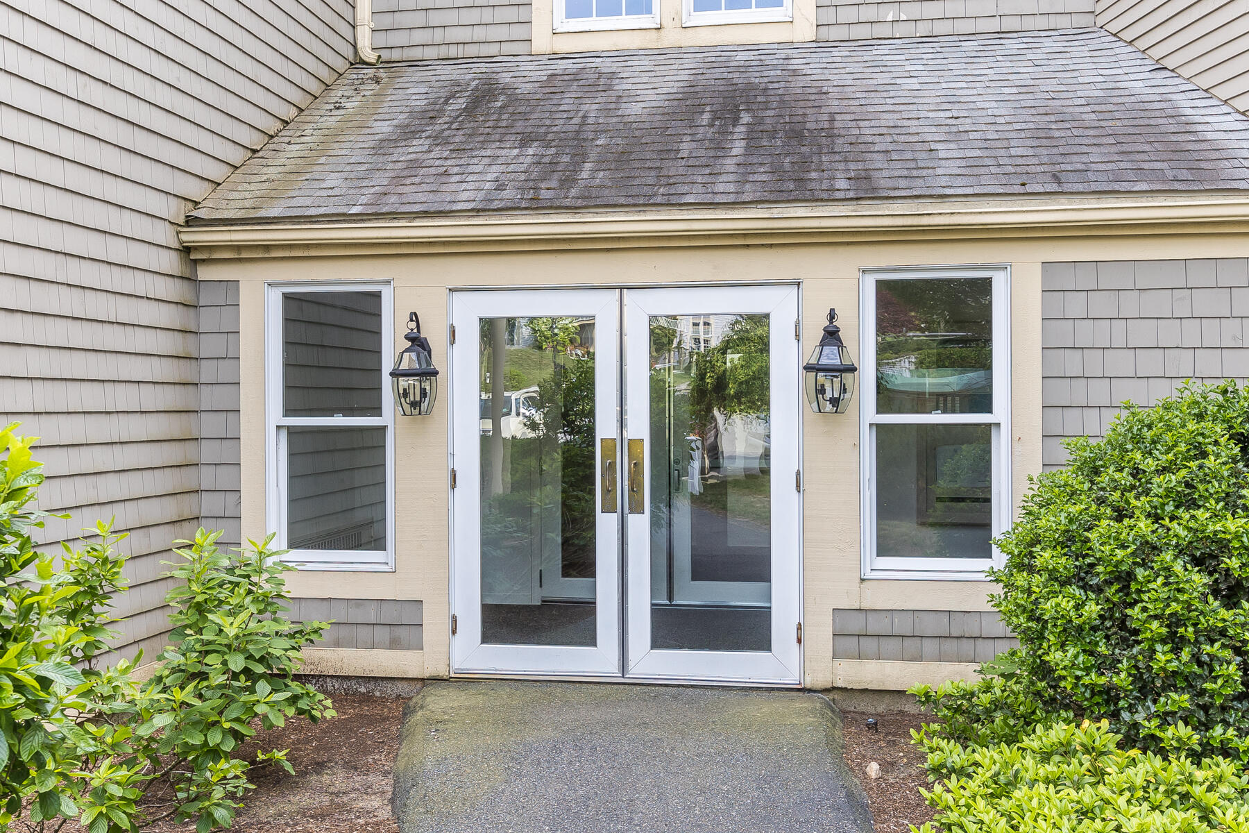 4102 Heatherwood