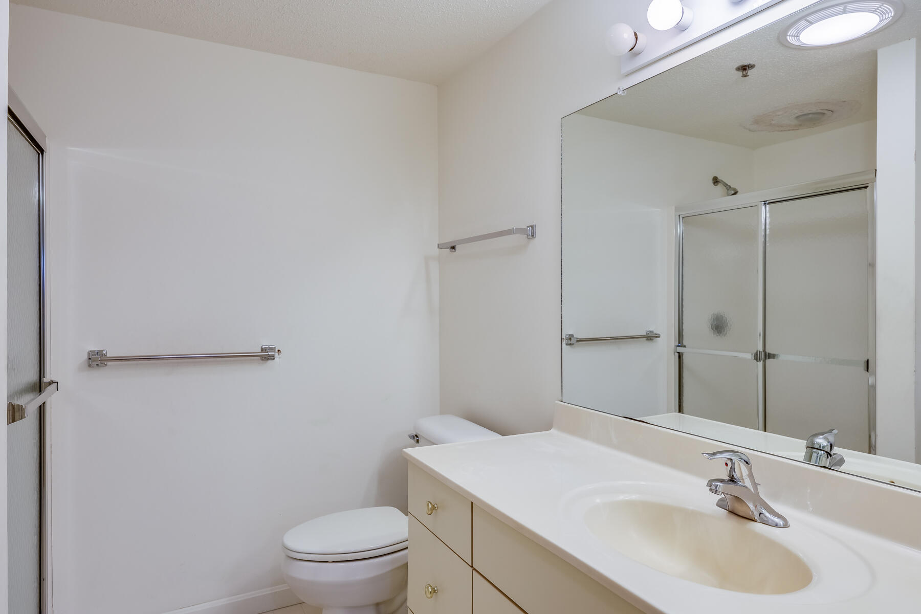 4102 Heatherwood