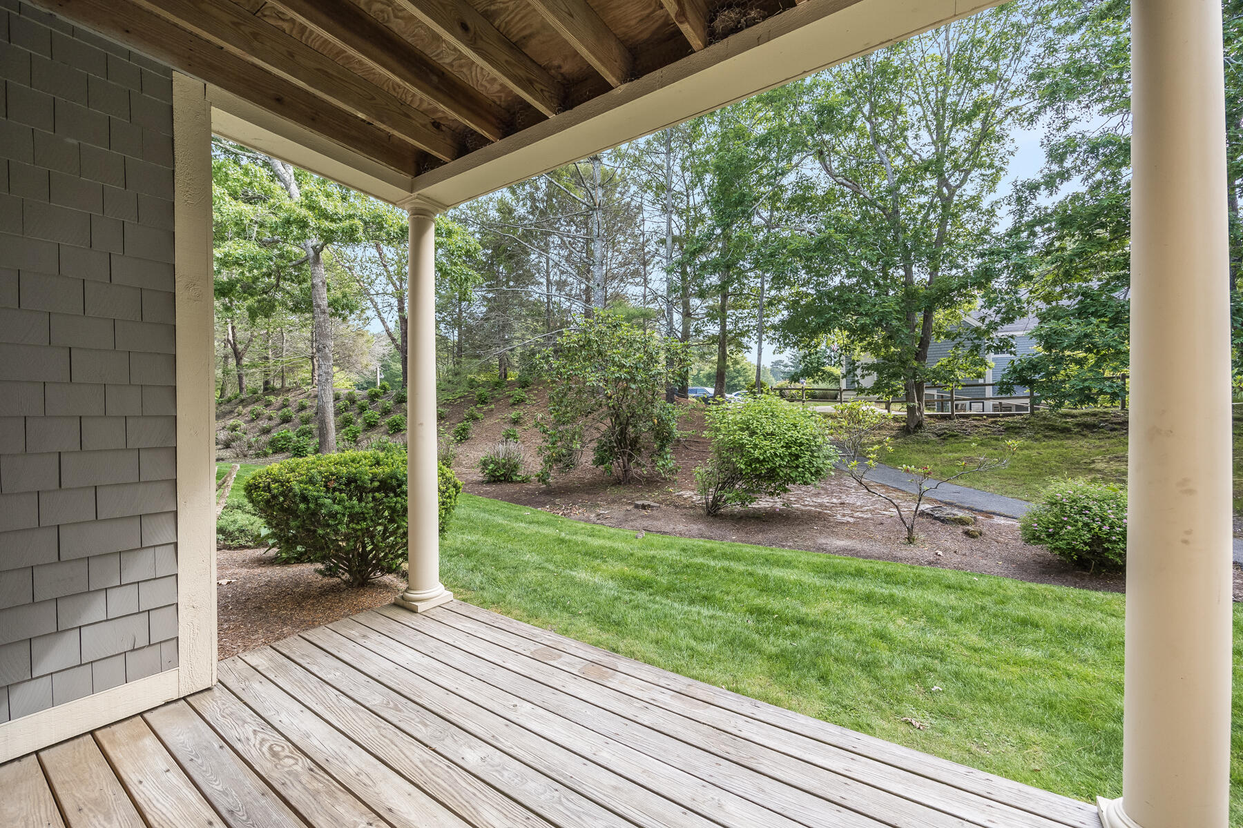 4102 Heatherwood