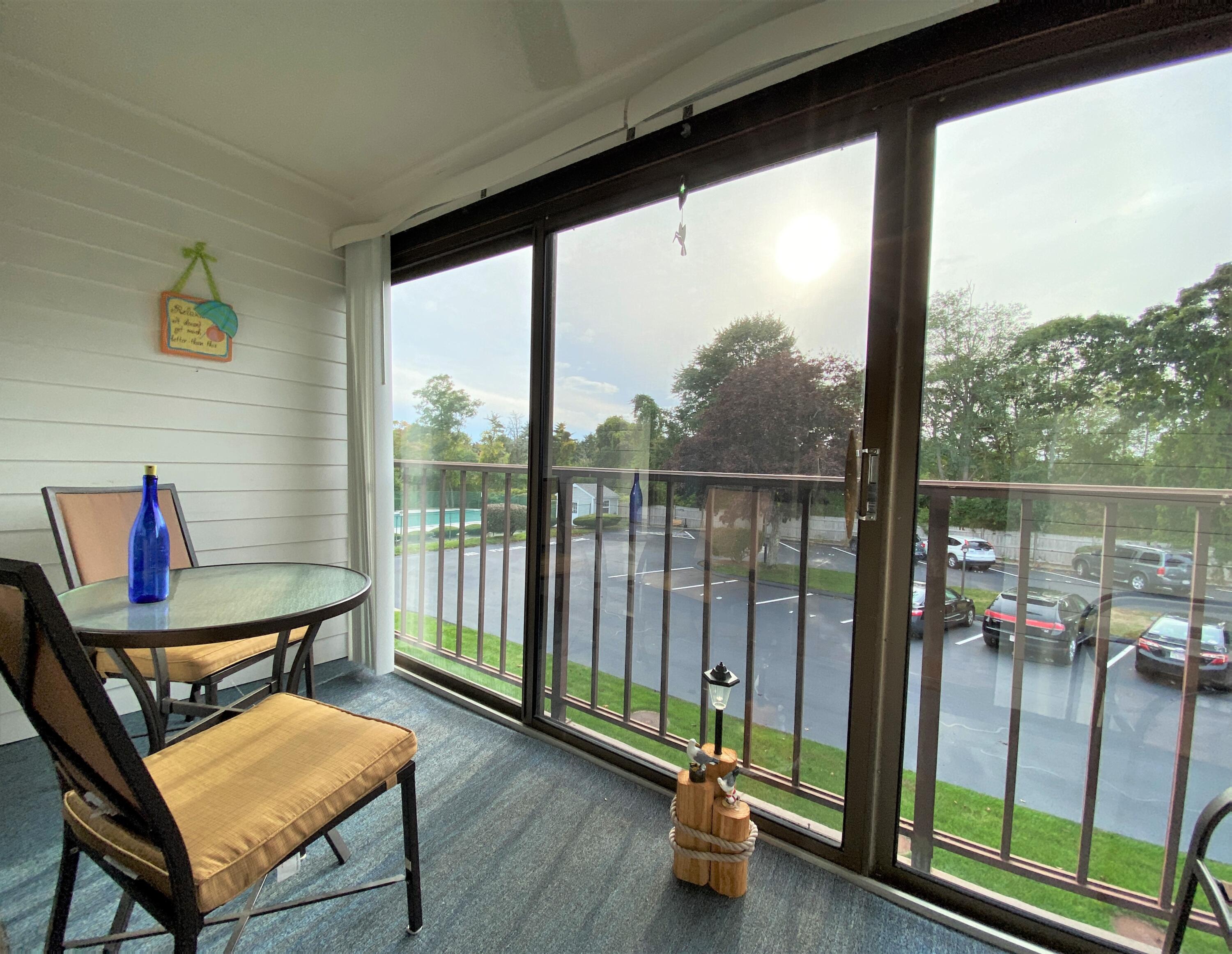 12 Candlewood Lane # 4 Unit: 2-4