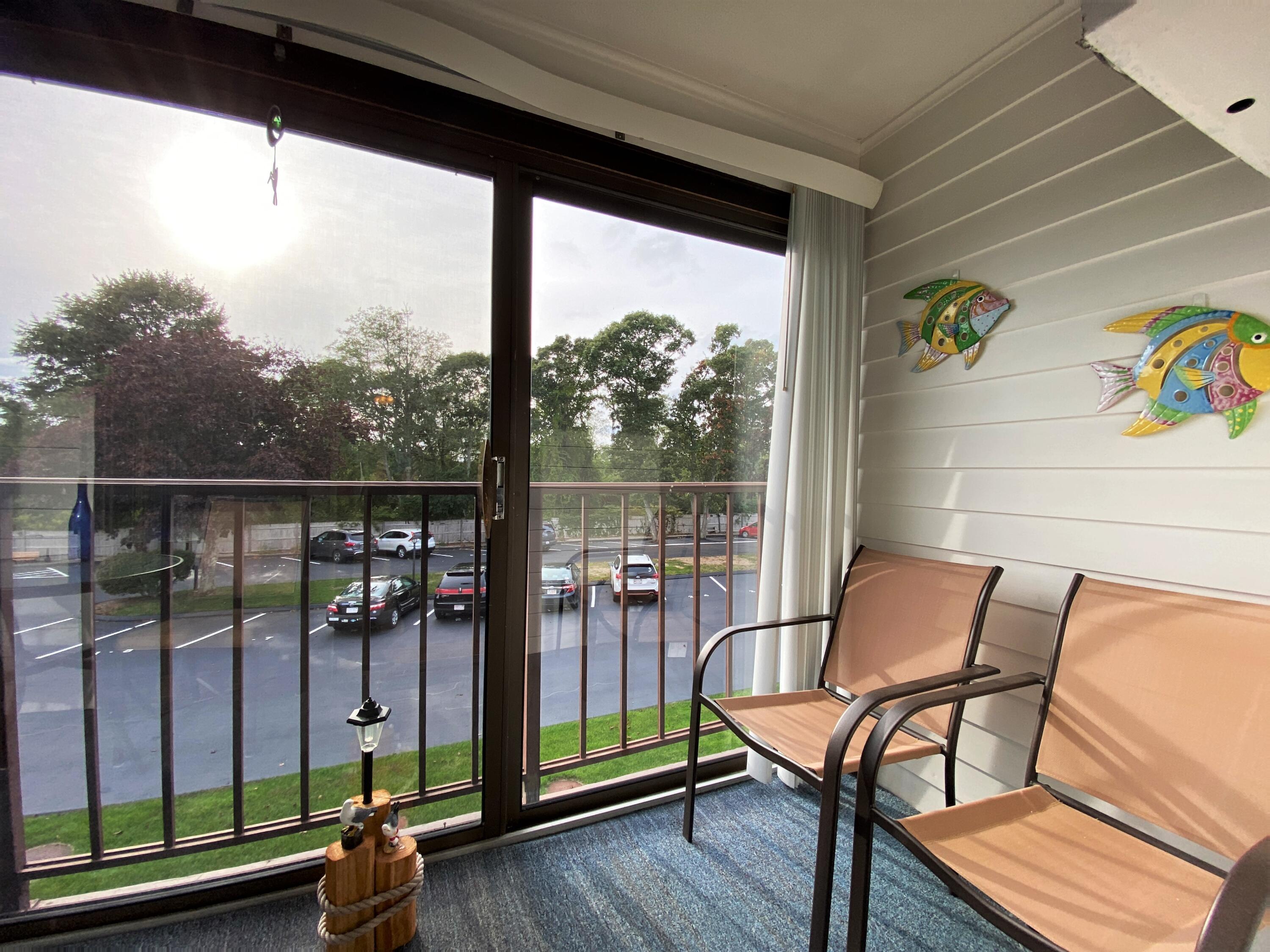 12 Candlewood Lane # 4 Unit: 2-4
