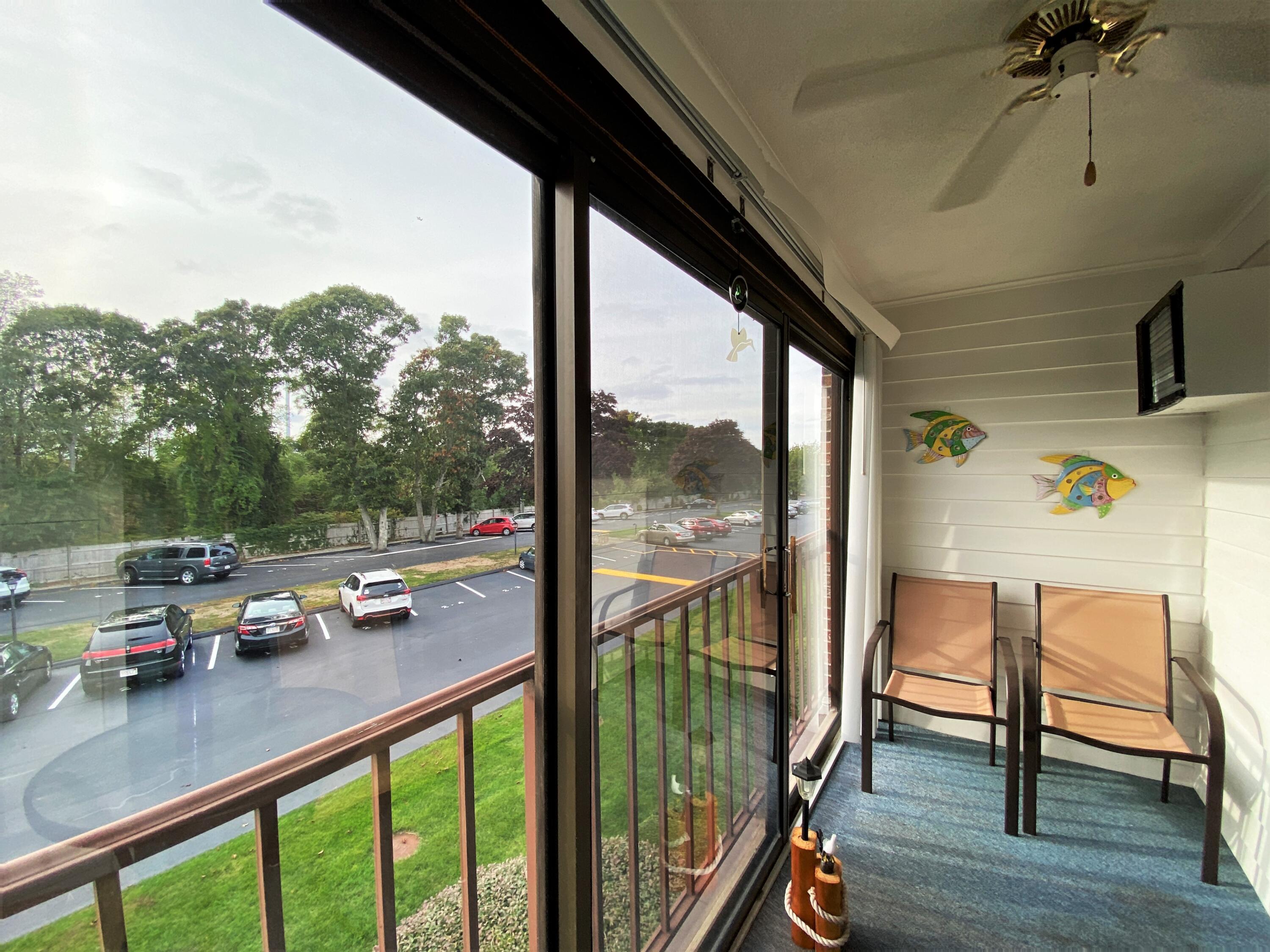 12 Candlewood Lane # 4 Unit: 2-4