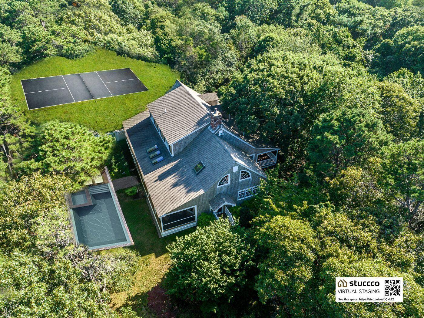 32 Oliver Drive