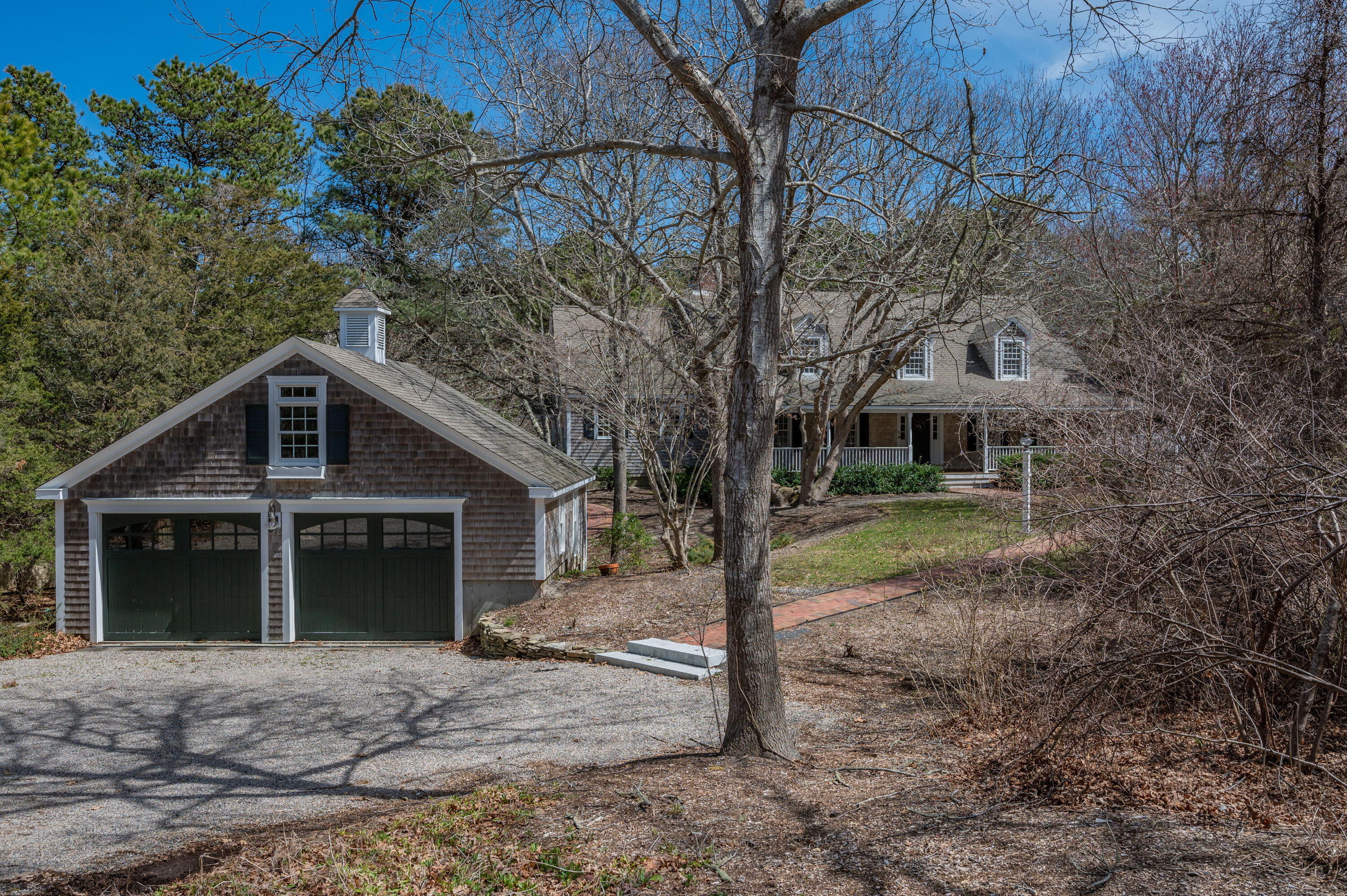 32 Oliver Drive