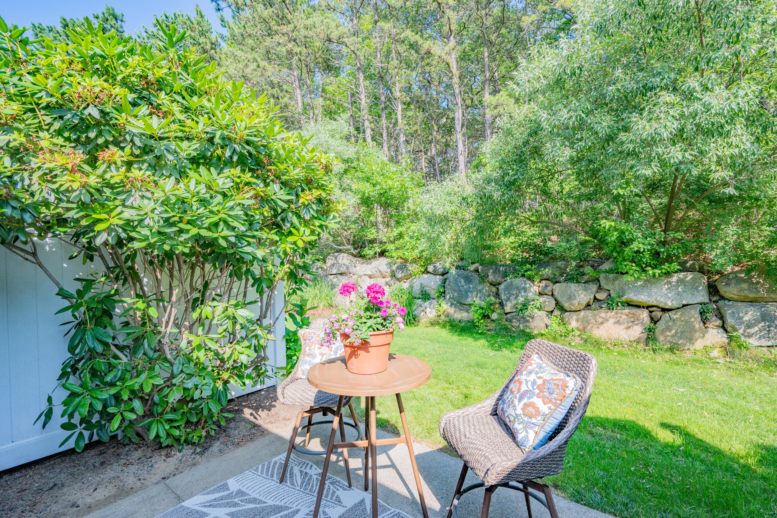 290 Fletcher Lane