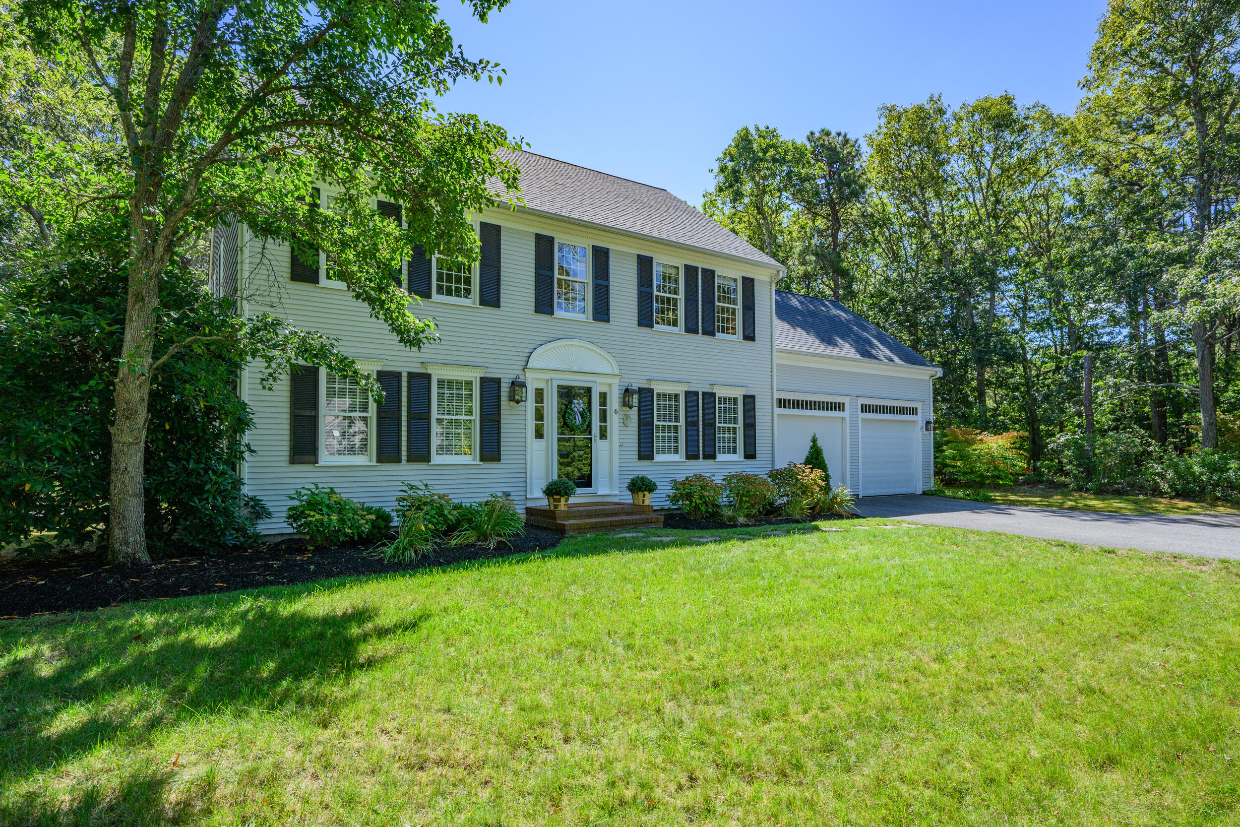 6 Nimble Hill Drive, Yarmouth Port