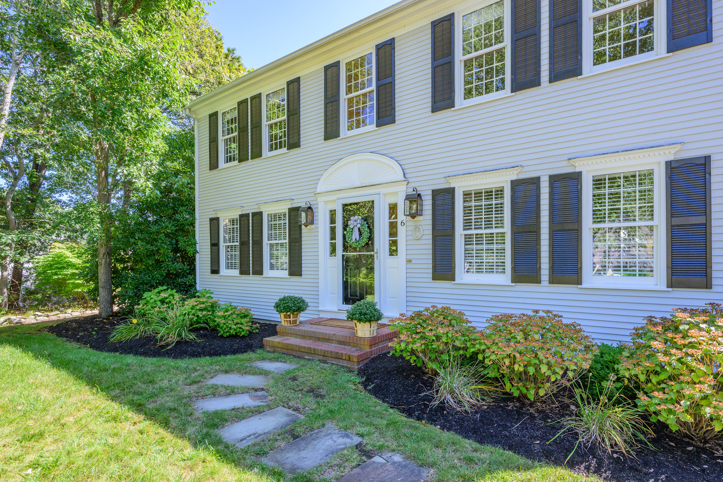 6 Nimble Hill Drive, Yarmouth Port