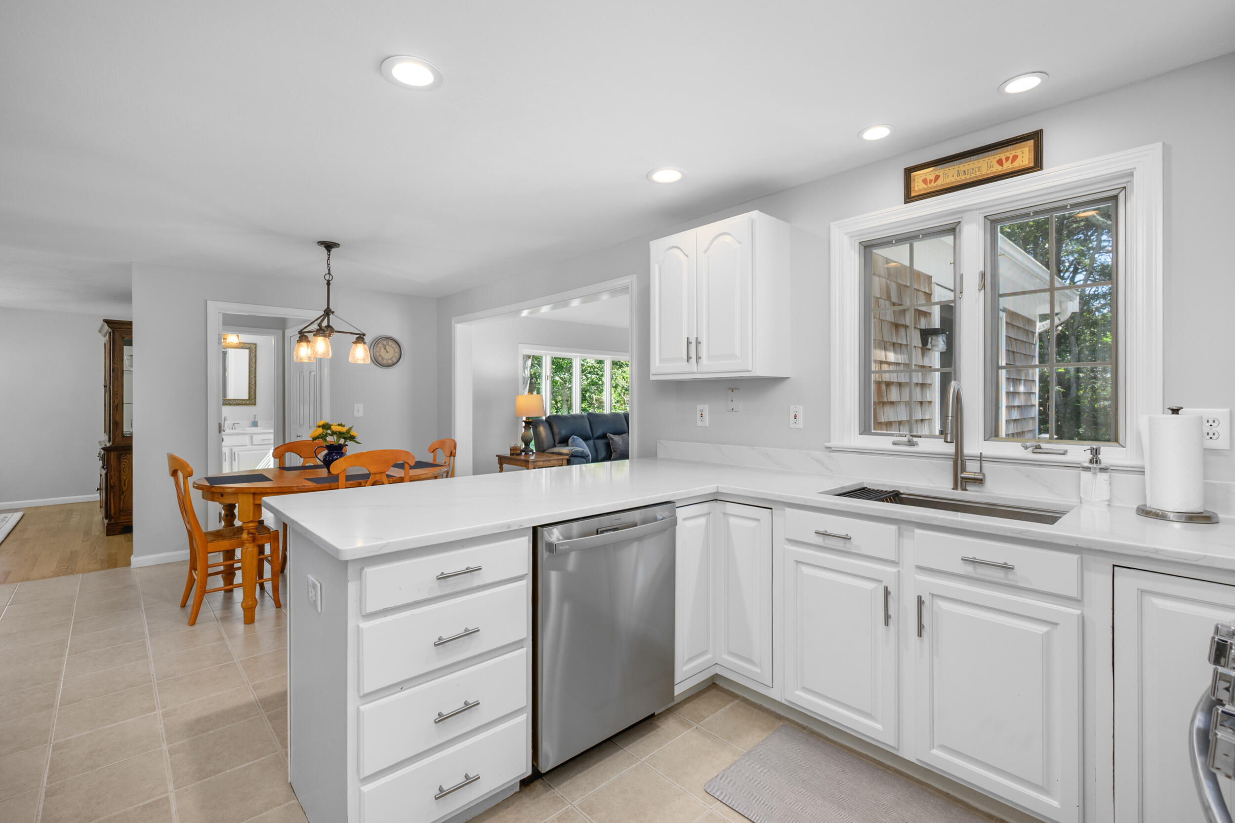 6 Nimble Hill Drive, Yarmouth Port