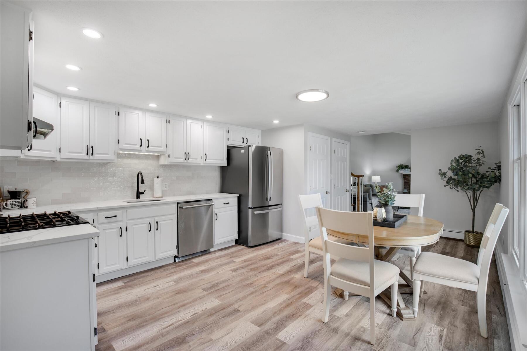 17 Trowbridge Path