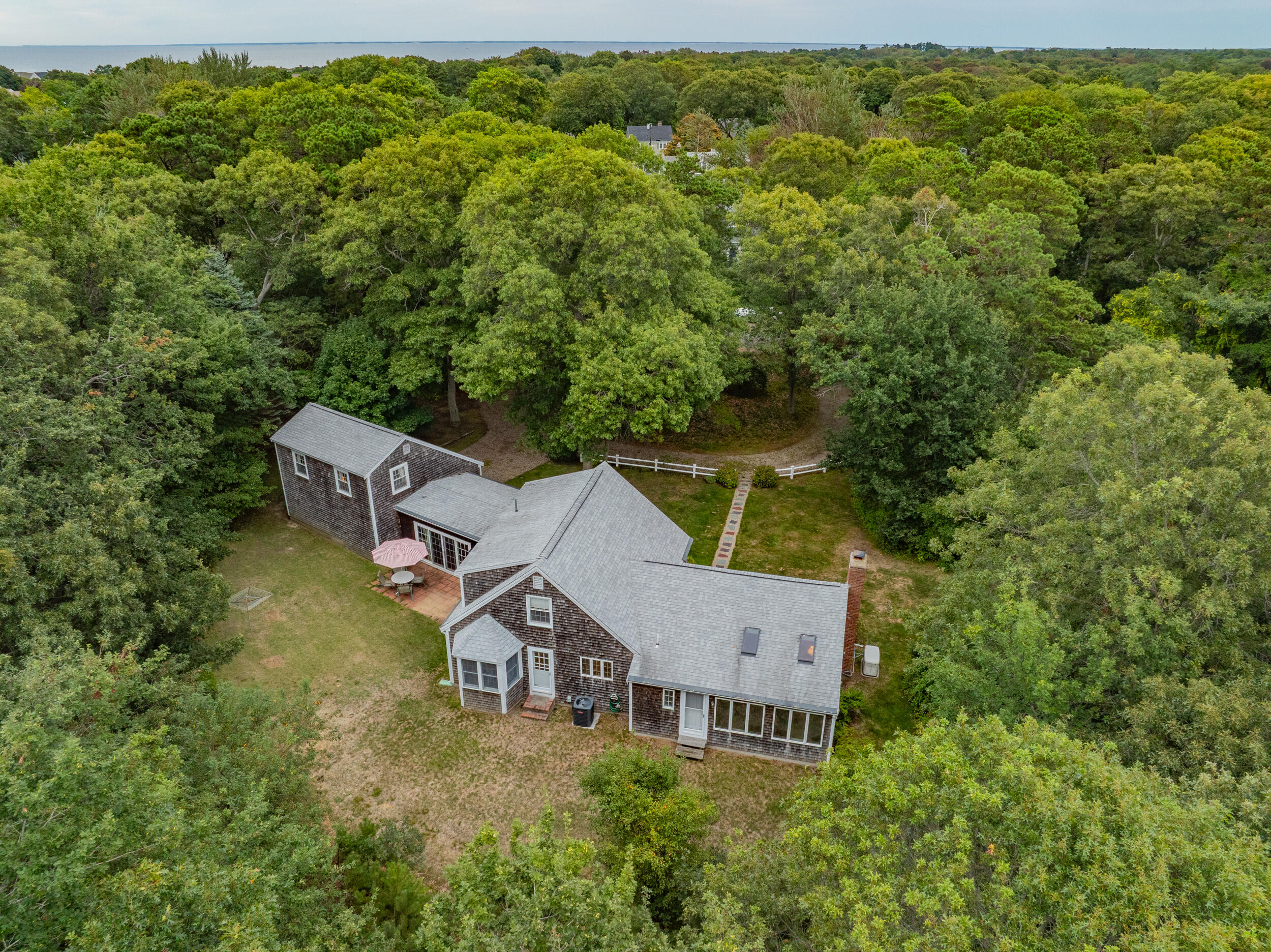 7 Dolphin Way