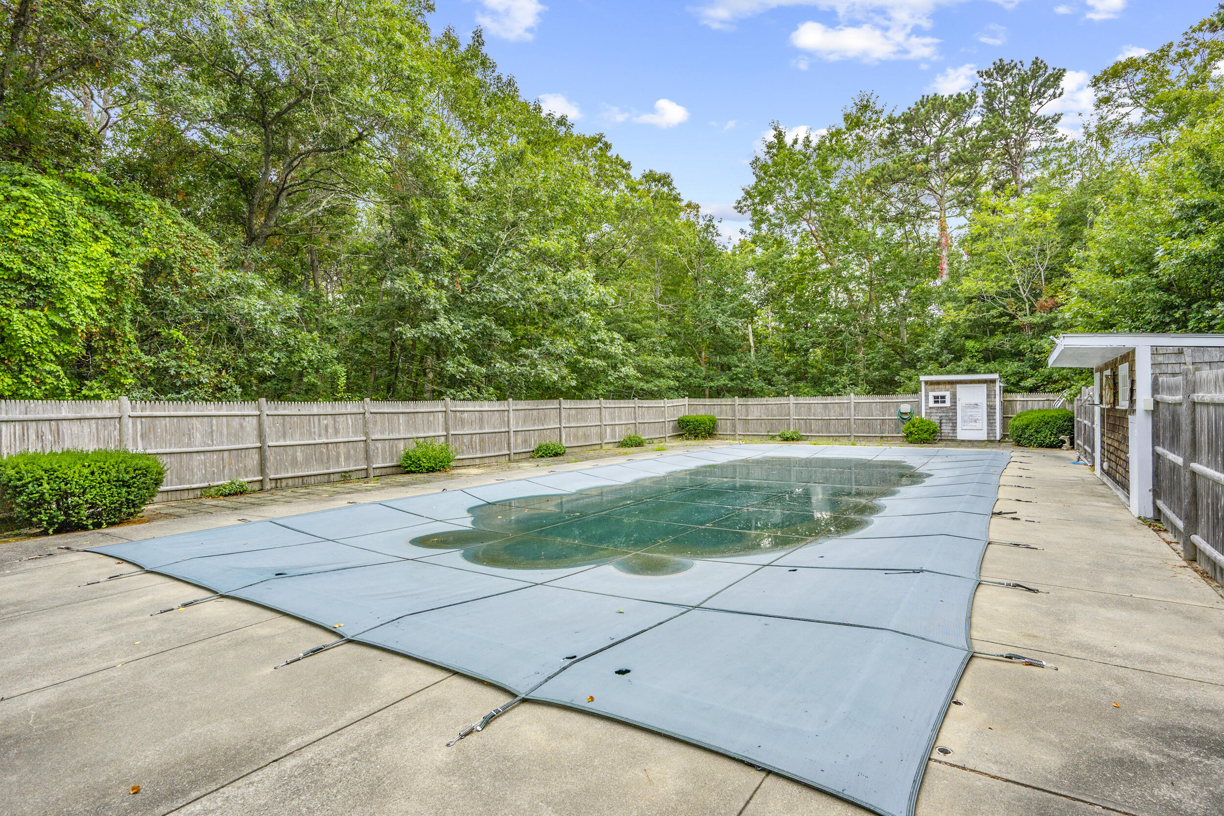 7 Dolphin Way